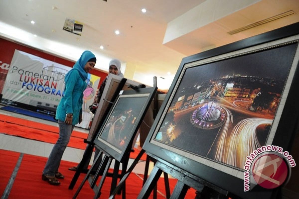 Komunitas fotografi gelar pameran di mal Palembang