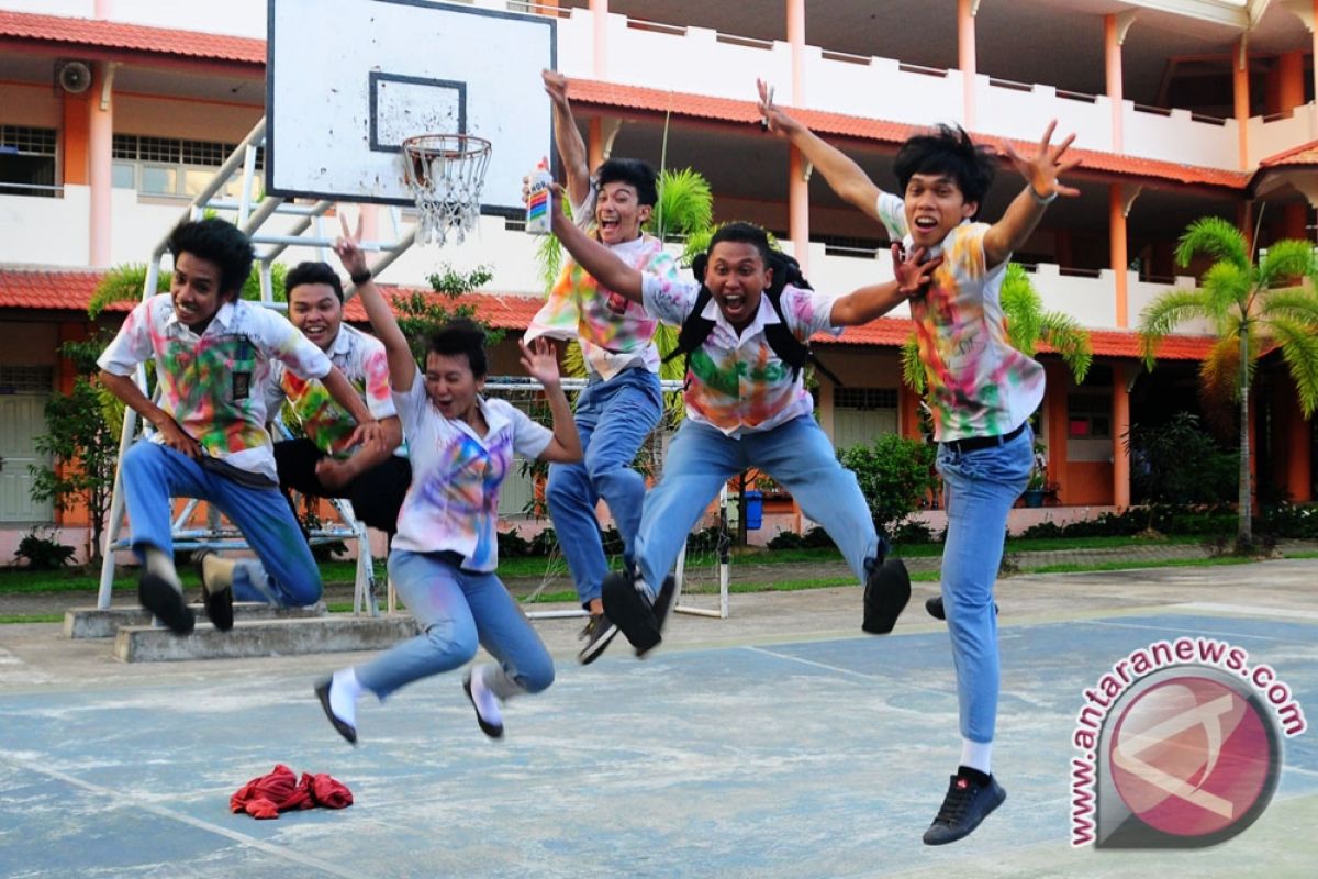 Tiga Siswa SMA Ketapang Tidak Lulus UN