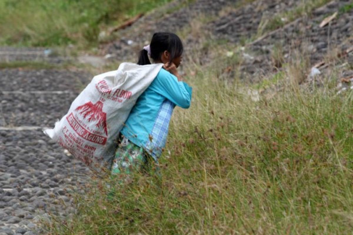 Indonesia Bertekad Kurangi 70 Persen Sampah Plastik