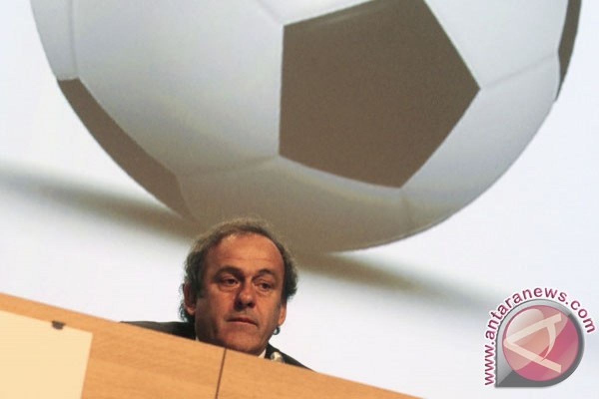 Pendukung rasis, Lazio dan Totenham didakwa UEFA