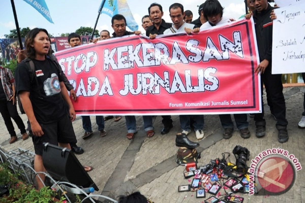 Geng motor serang jurnalis di Makassar