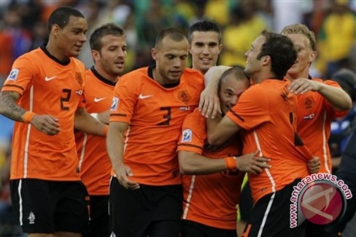 Belanda terancam gagal tampil di Piala Eropa 2015