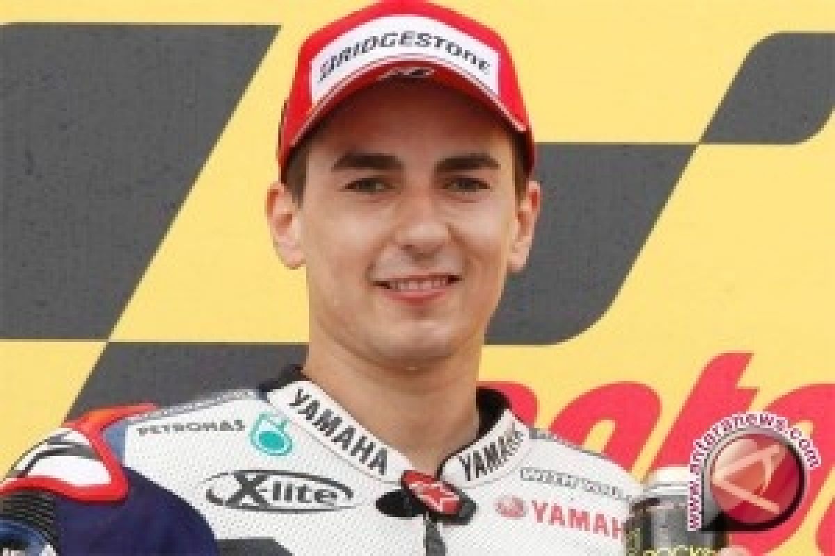 Lorenzo Menangi Gelar Juara Dunia Moto GP