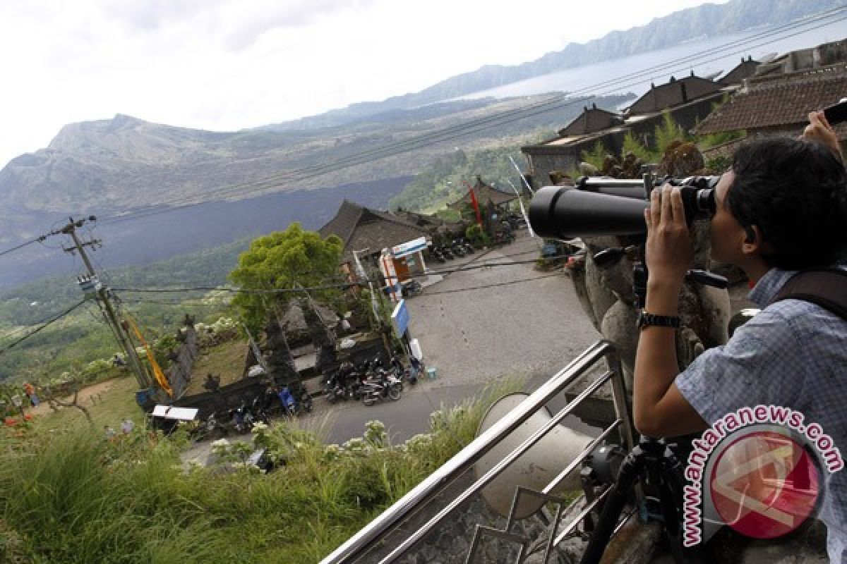 UNESCO declares Batur`s caldera part of global geopark network 