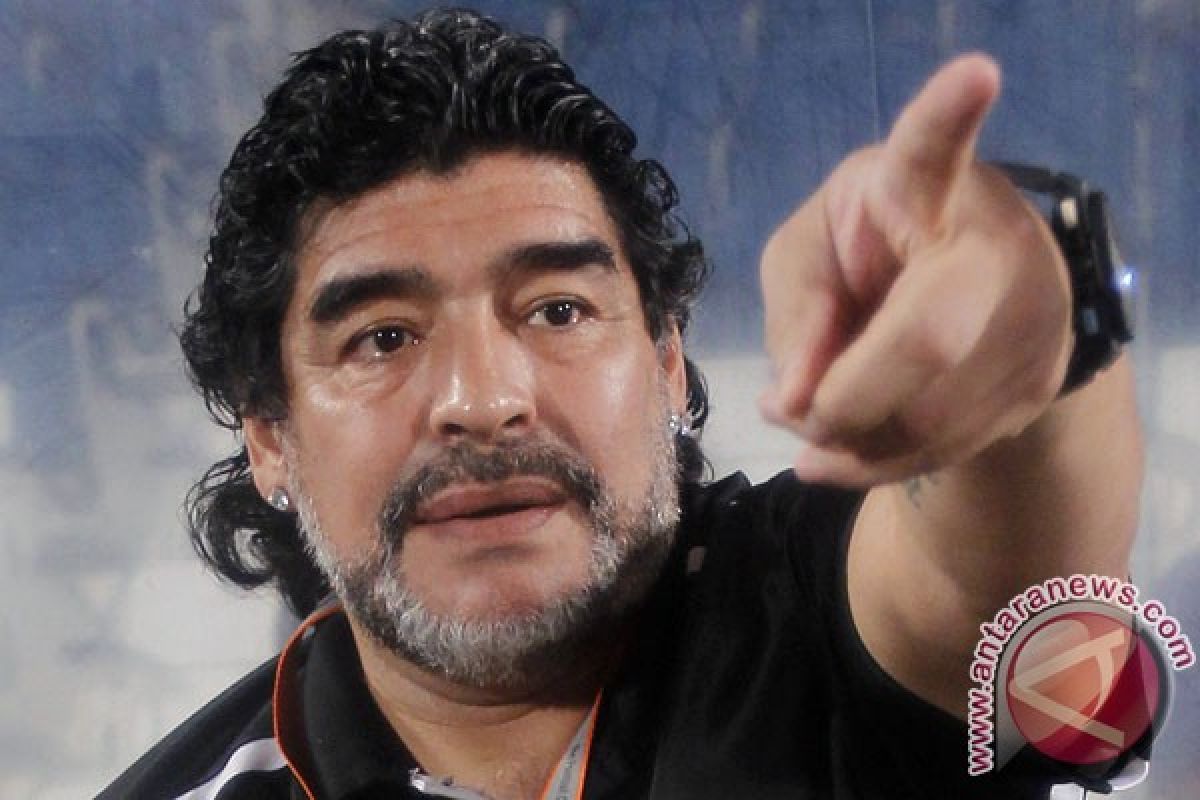 Maradona ziarahi makam Hugo Chavez