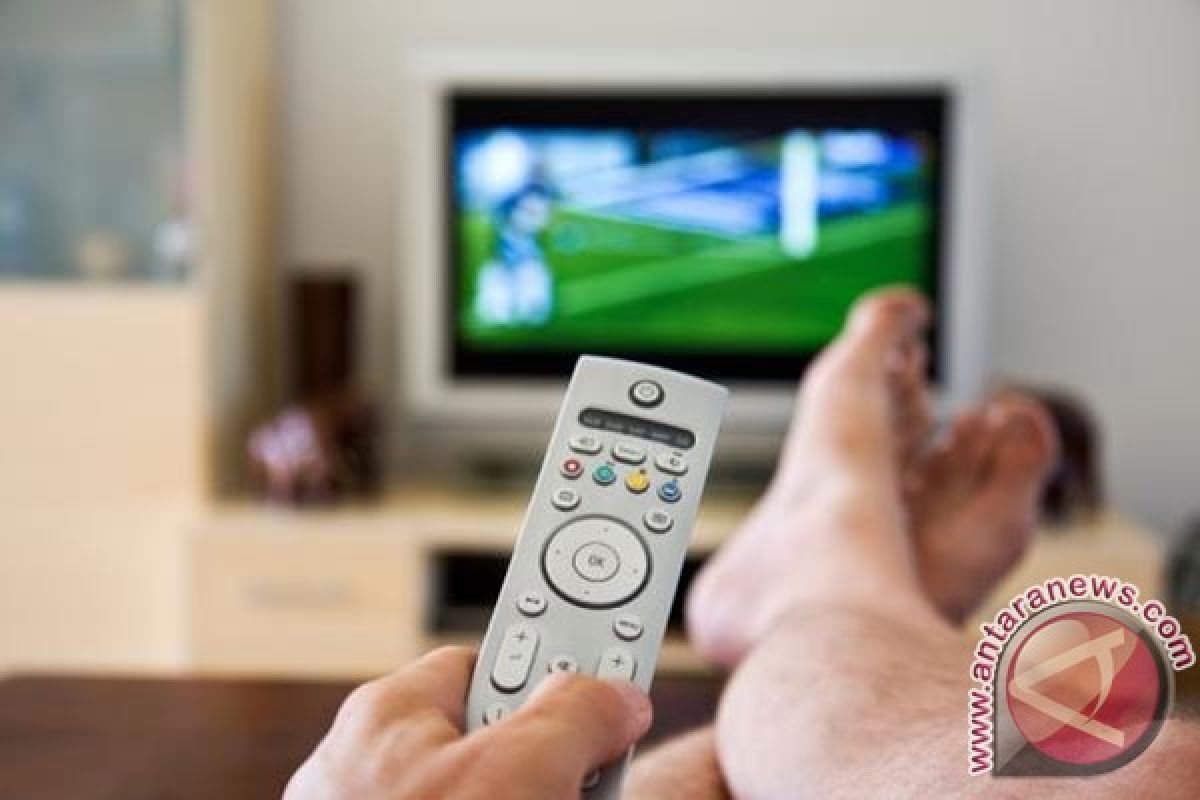 KPI diminta tegur TV yang tayangannya tidak beri contoh jaga jarak