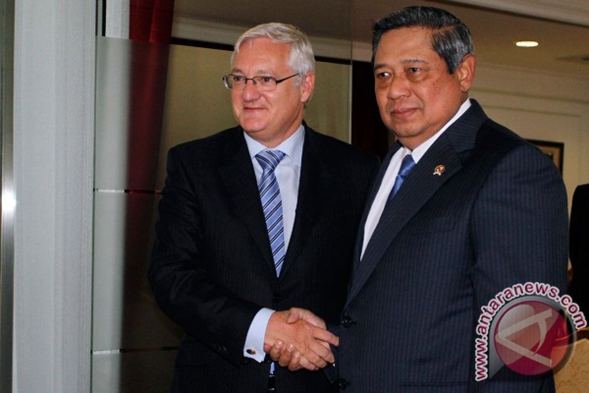 President Yudhoyono receives Shell CEO