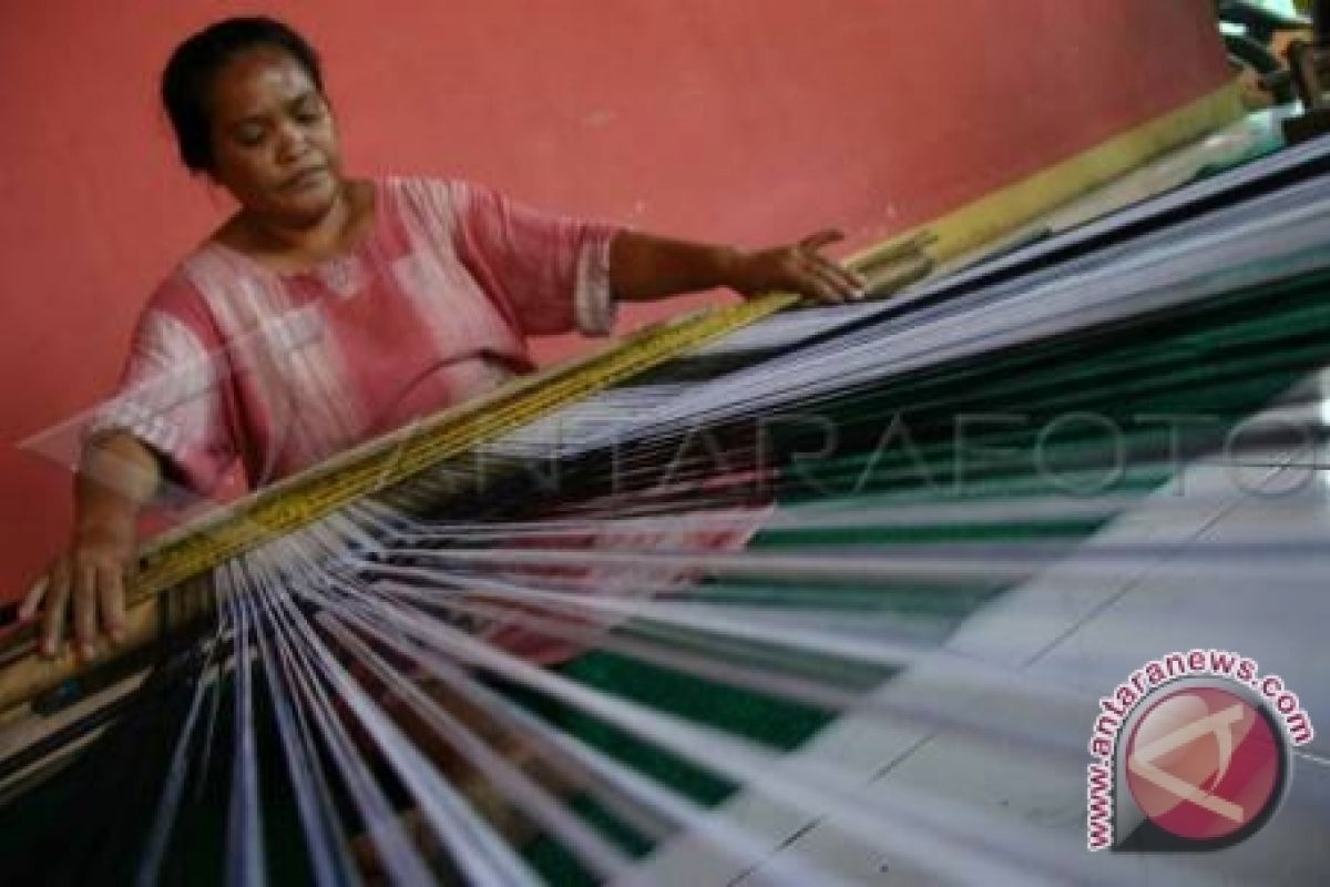 Tenun songket akan dipromosikan secara internasional