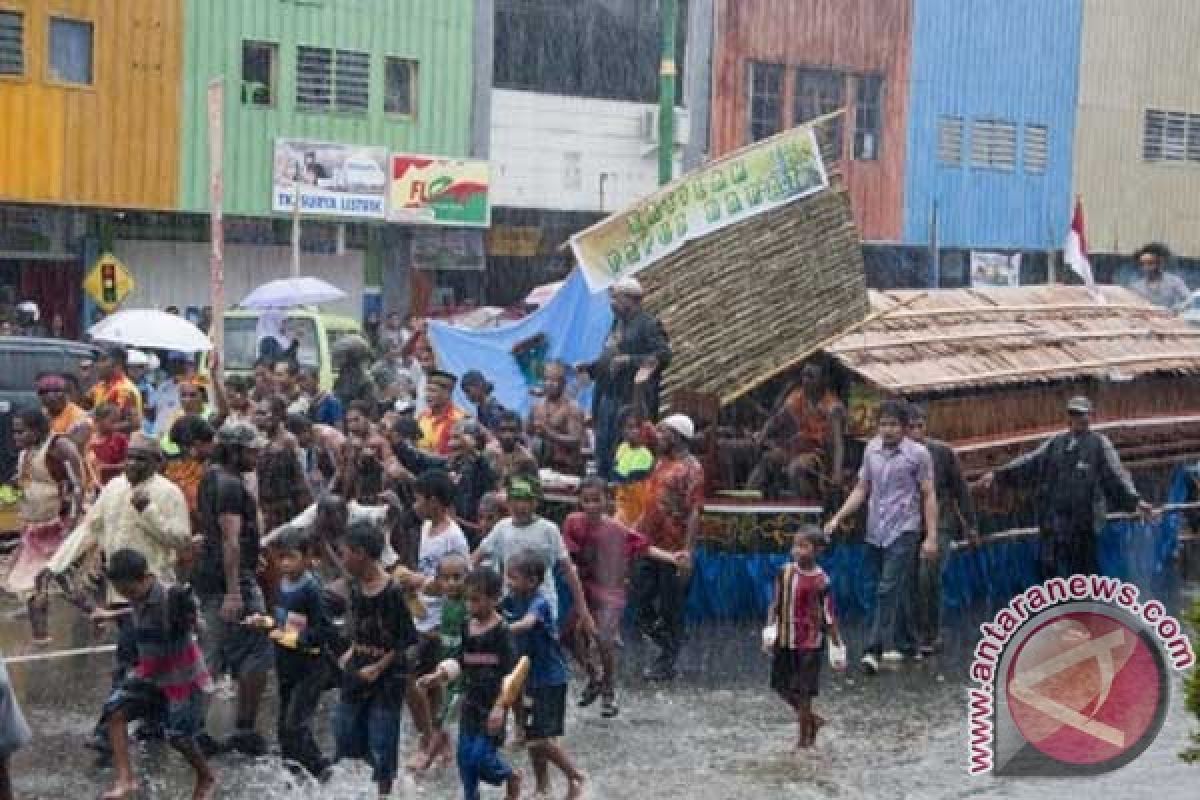 Umat Kristiani ikut ramaikan pawai MTQ Nasional