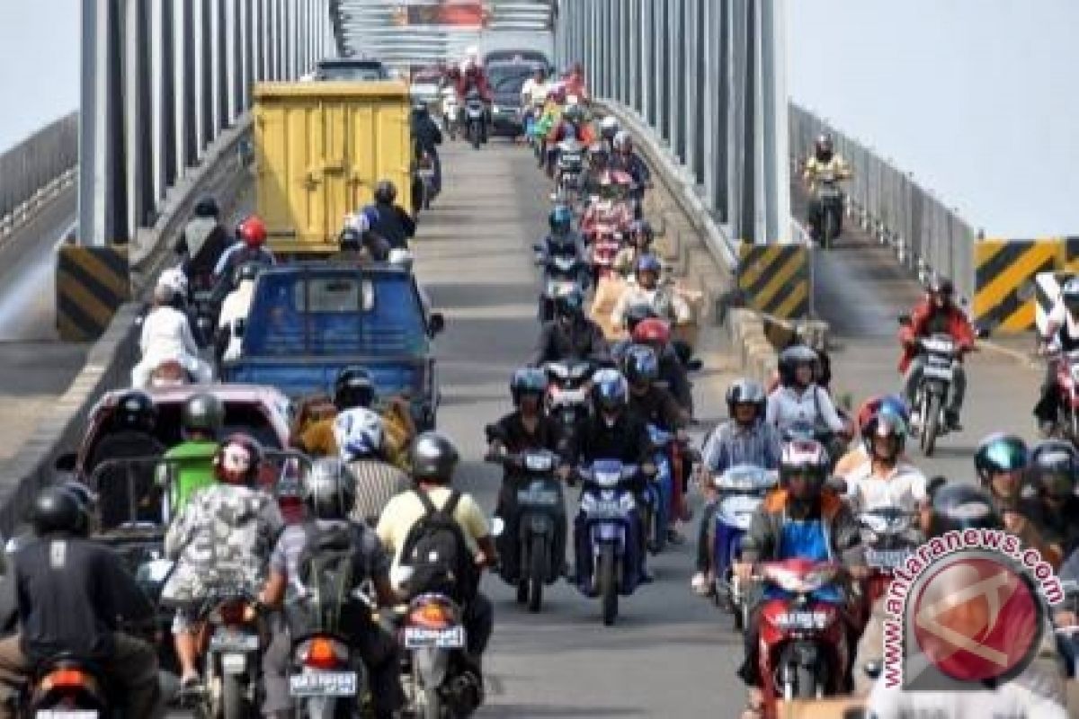 Kalbar Ajukan Duplikasi Jembatan Landak Pontianak 