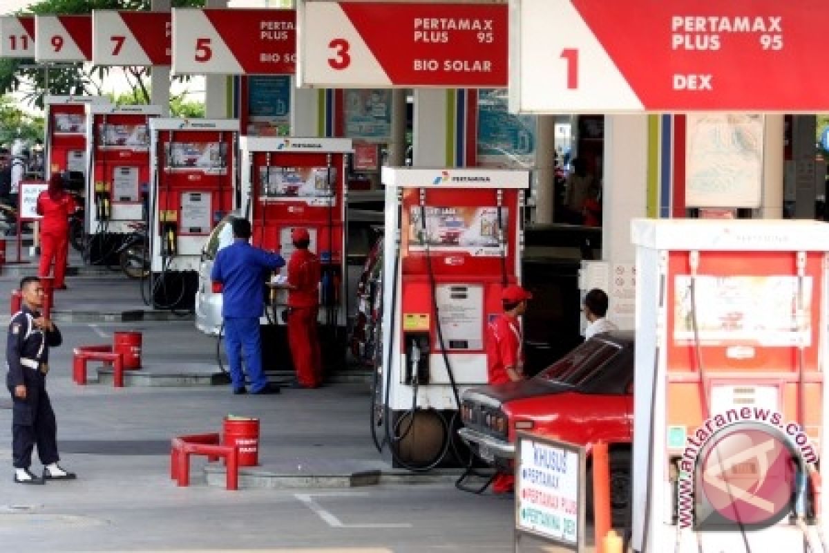 Pertamina: harga BBM baru tunggu akhir tahun