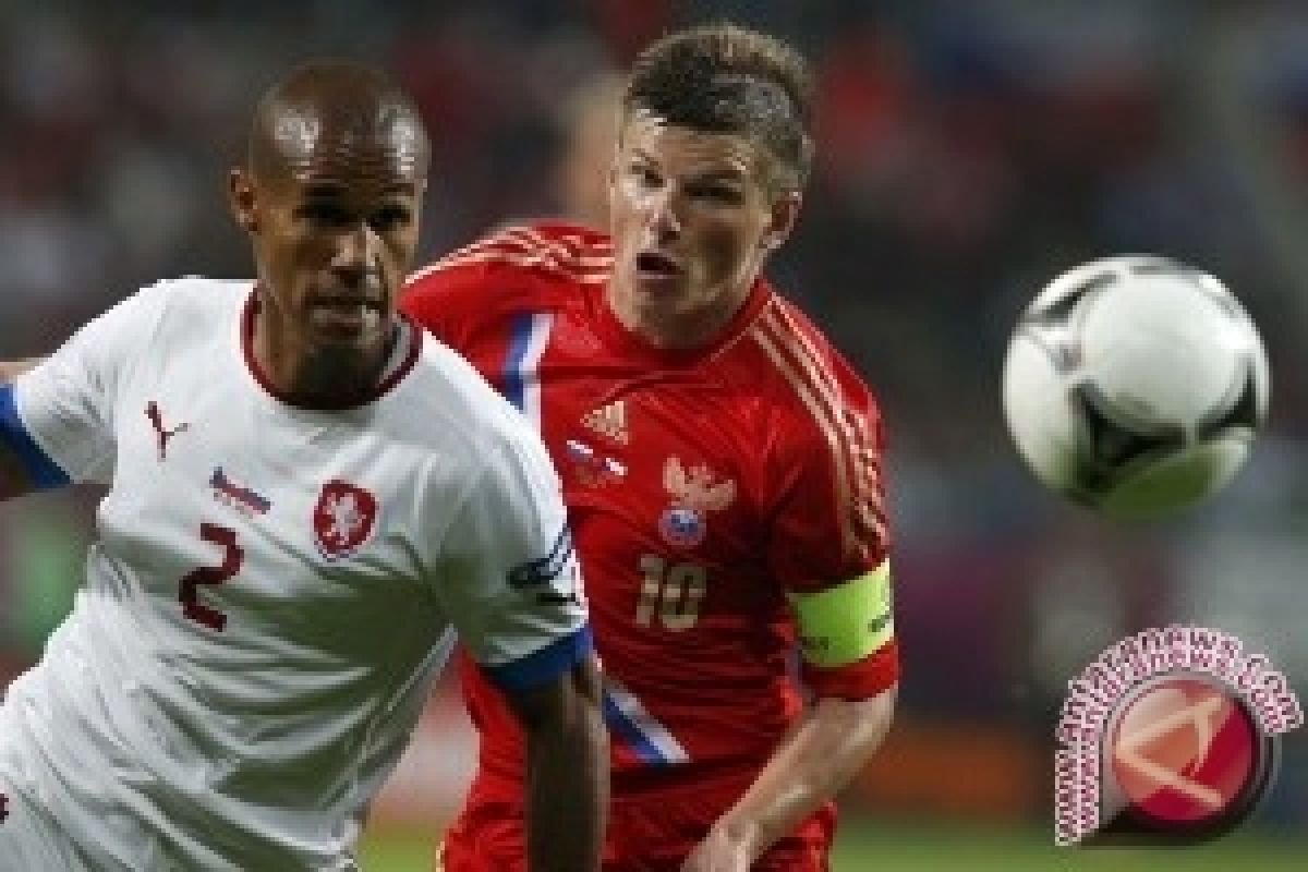 Arshavin Tinggalkan Arsenal Akhir Musim