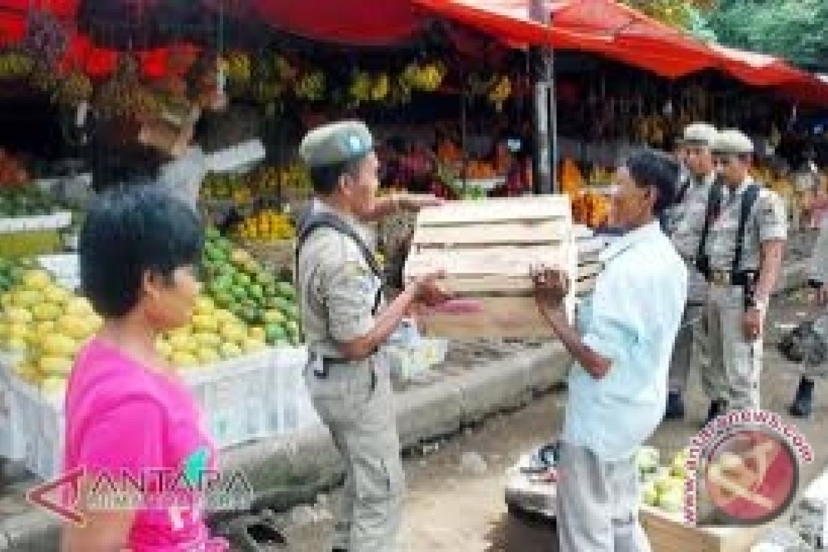 Bantul mulai tertibkan PKL sepanjang Jalan Bantul