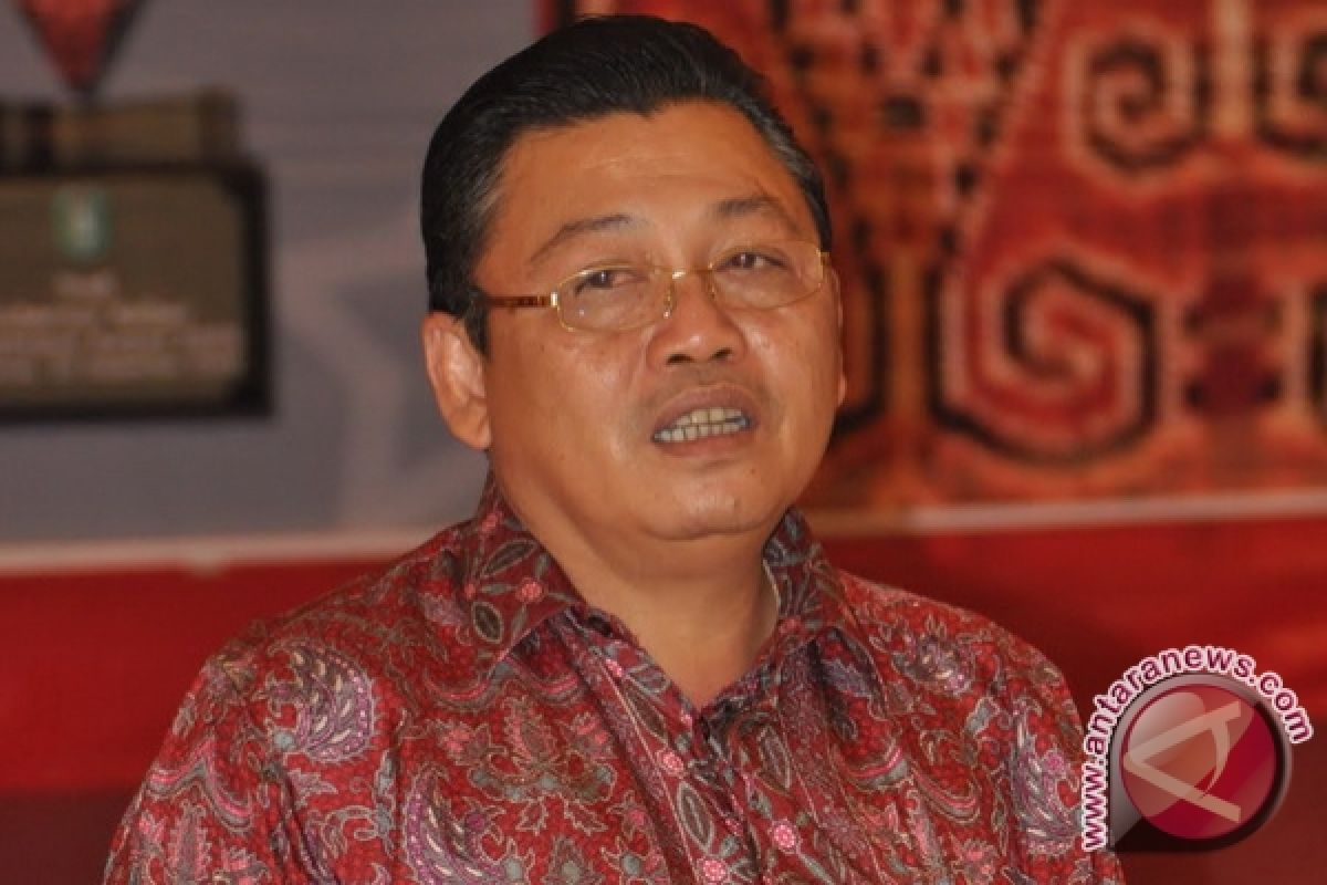 Gubernur: Hak Konstitusional Masyarakat Adat Kedepankan NKRI