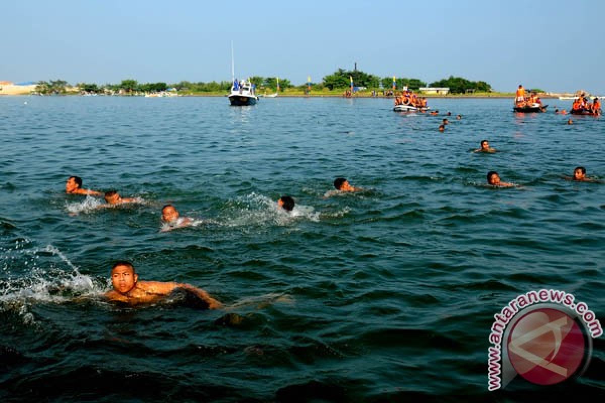 Samarinda kembali gelar lomba renang Lintas Sungai Mahakam