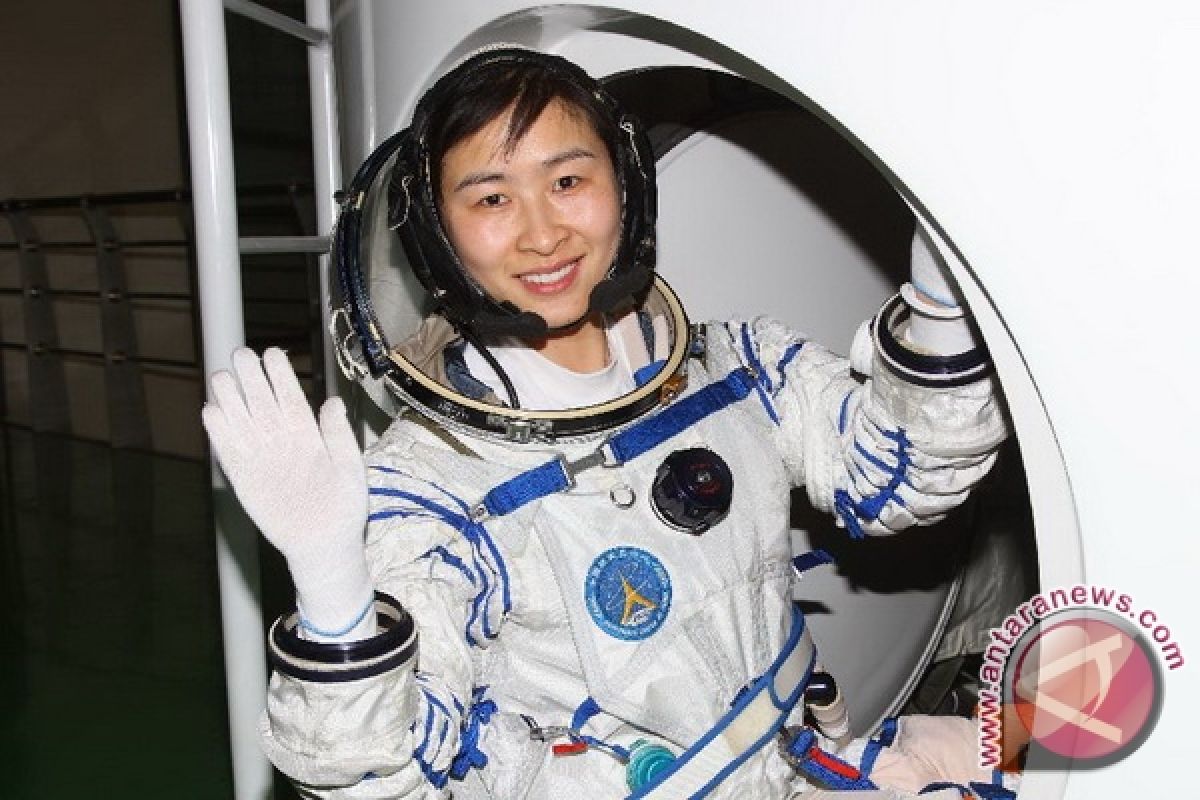 Liu Yang, Wanita Astronot China Pertama