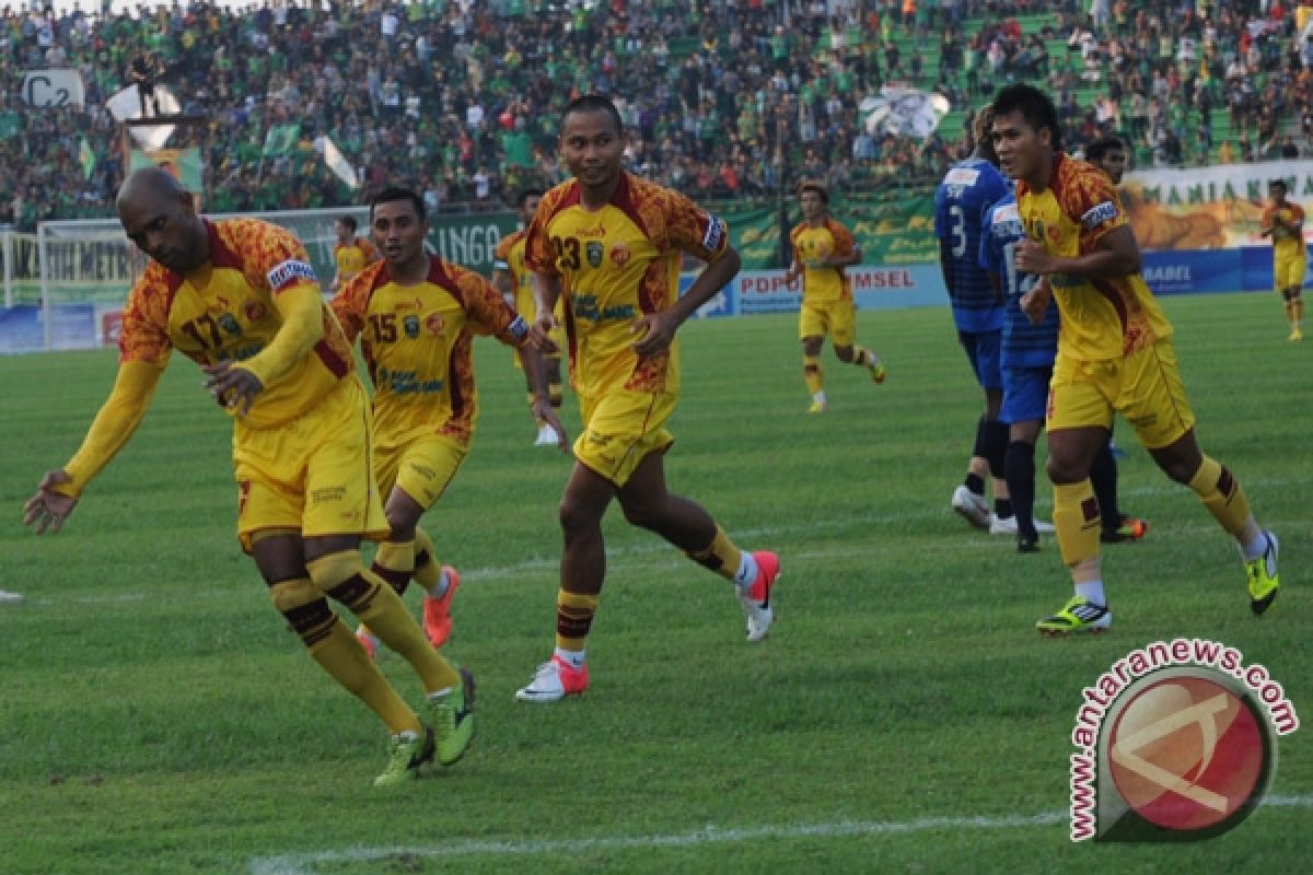 Keith Kayamba beri kesempatan pemain lain