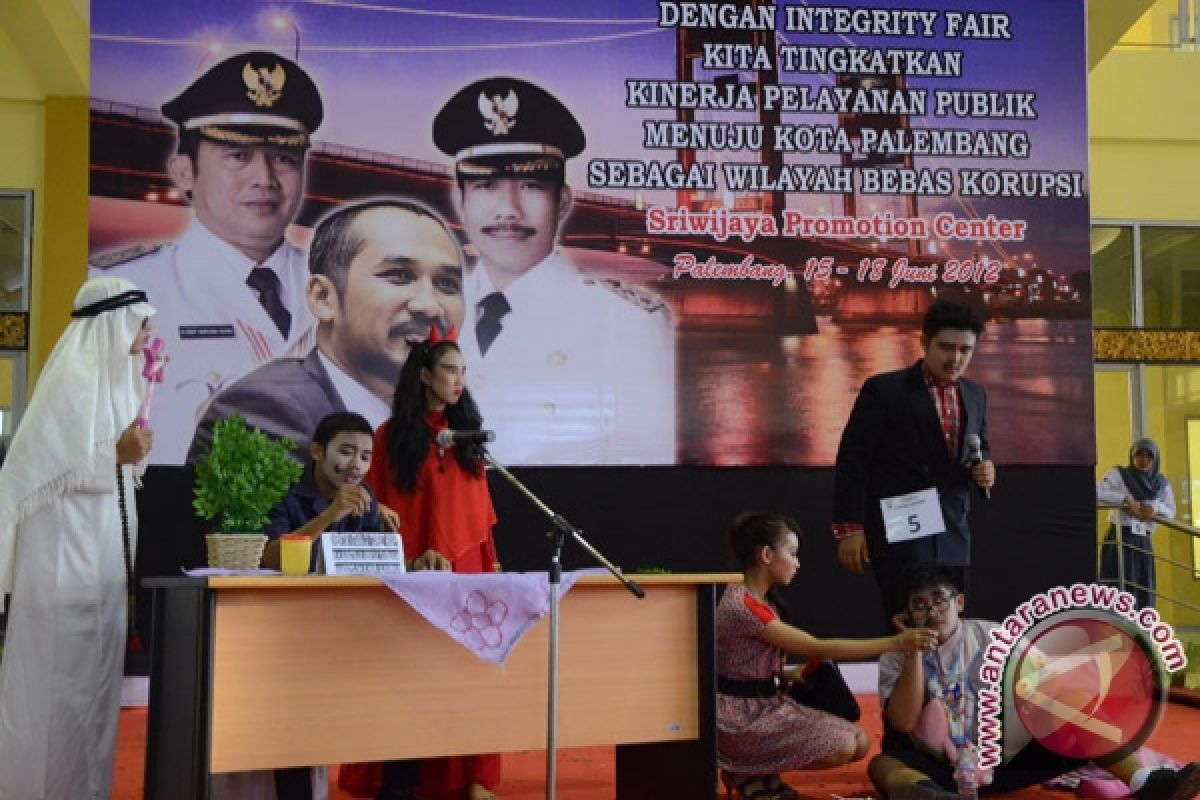 Drama  anti korupsi di Palembang expo 2012