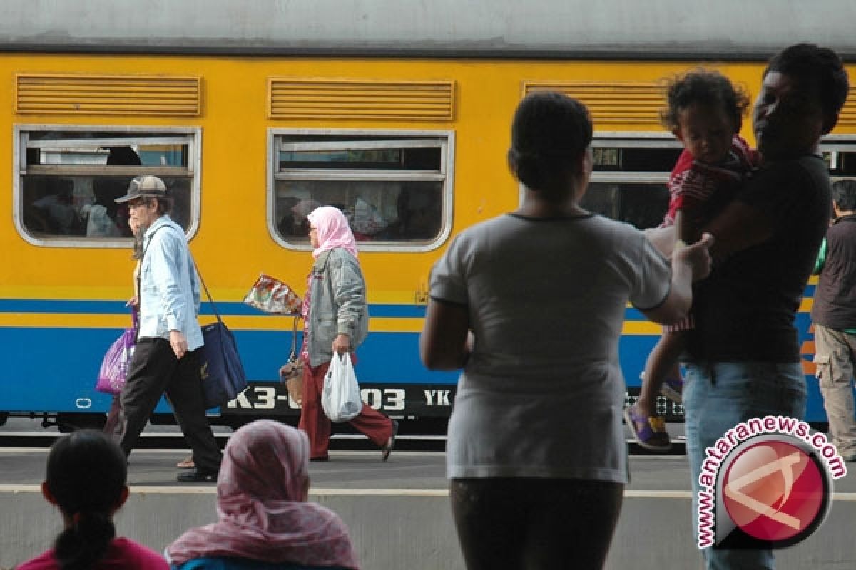 Penumpang KA ekonomi alami kenaikan tertinggi 