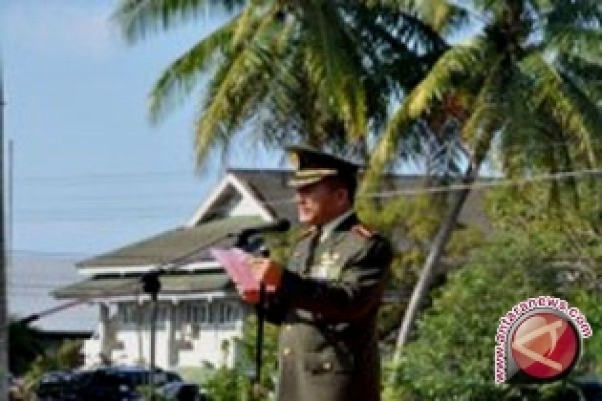 Personel TNI bantu buka jalur Curup-Lubuklinggau