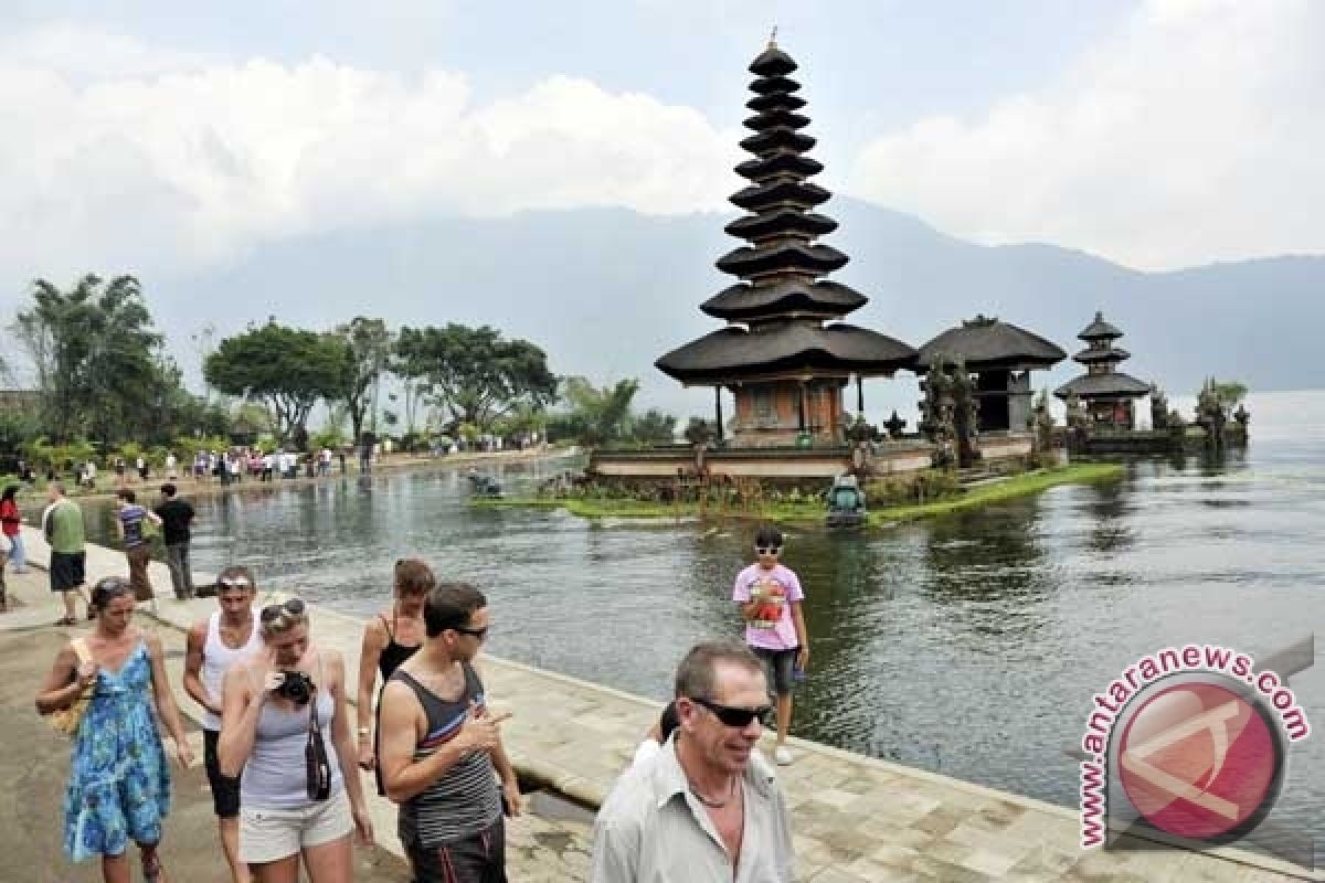 Turis ke Bali naik hunian hotel melorot