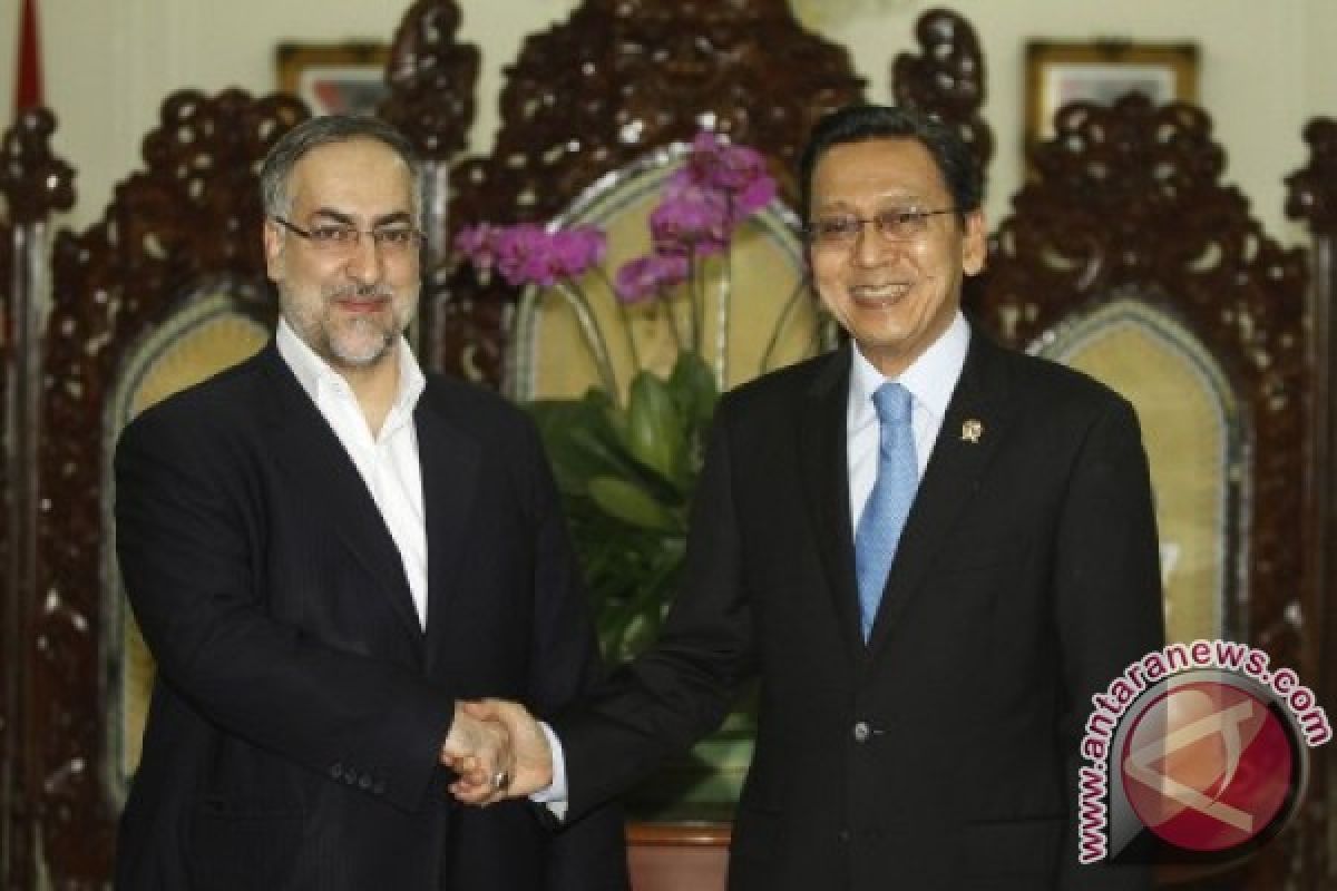 Iran wants to improve trade relations with Indonesia