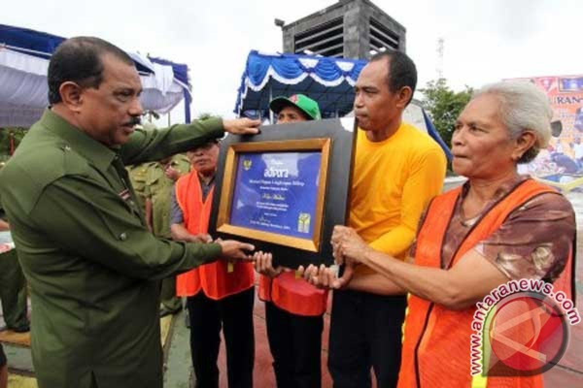 Tugu Adipura pengingat masyarakat Ambon untuk menjaga lingkungan