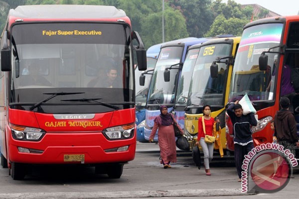 Terminal Solo Siapkan 1.082 Bus Hadapi Lebaran 2012