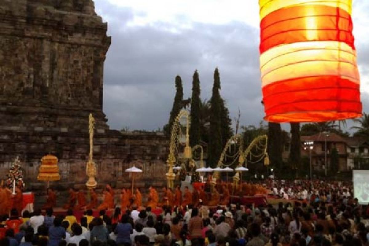 Membenam Diri dalam Khutbah Perdana Buddha Gautama