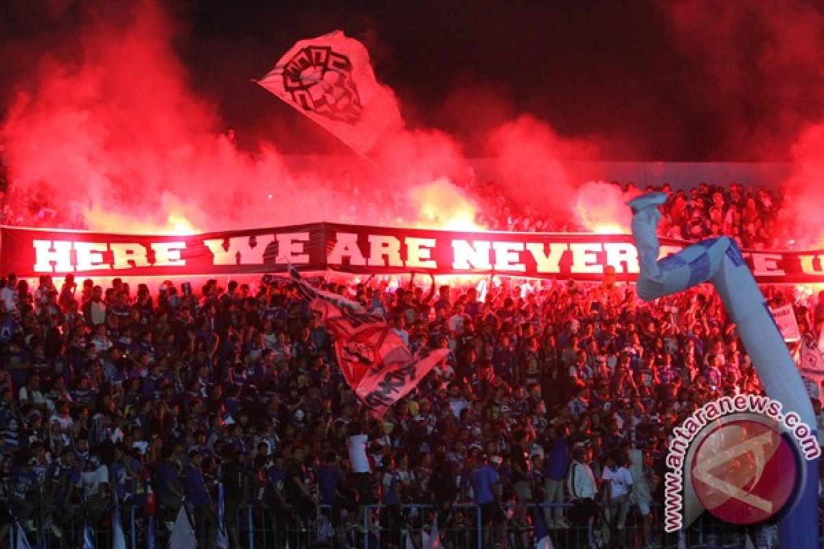 Panpel antisipasi kedatangan suporter Persib dan Arema