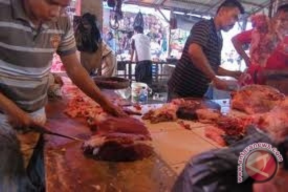 Distanak Kalbar Gandeng Polda Pantau Peredaran Daging