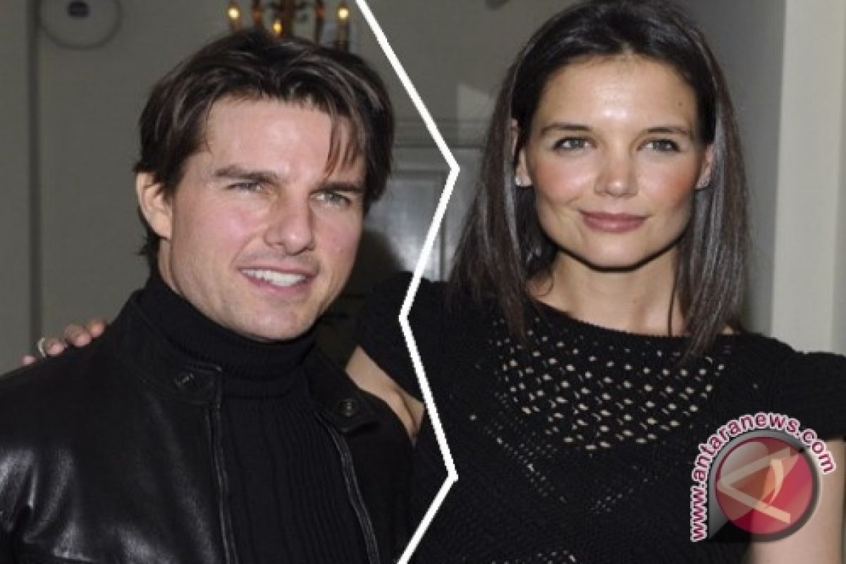 Tom Cruise dan Katie Holmes Akhiri Pernikahan