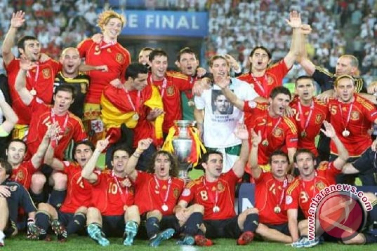 Spanyol pertahankan Piala Eropa 2012