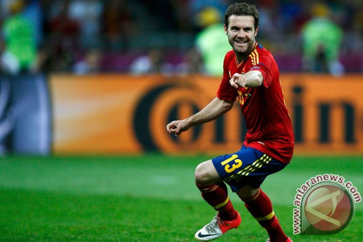 Manchester United merekrut Juan Mata