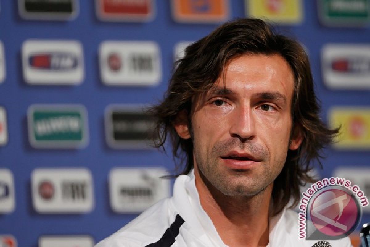 Pirlo absen sebulan karena cedera pinggul