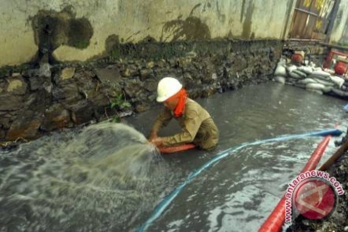 Normalisasi saluran air Palembang masih berlangsung 