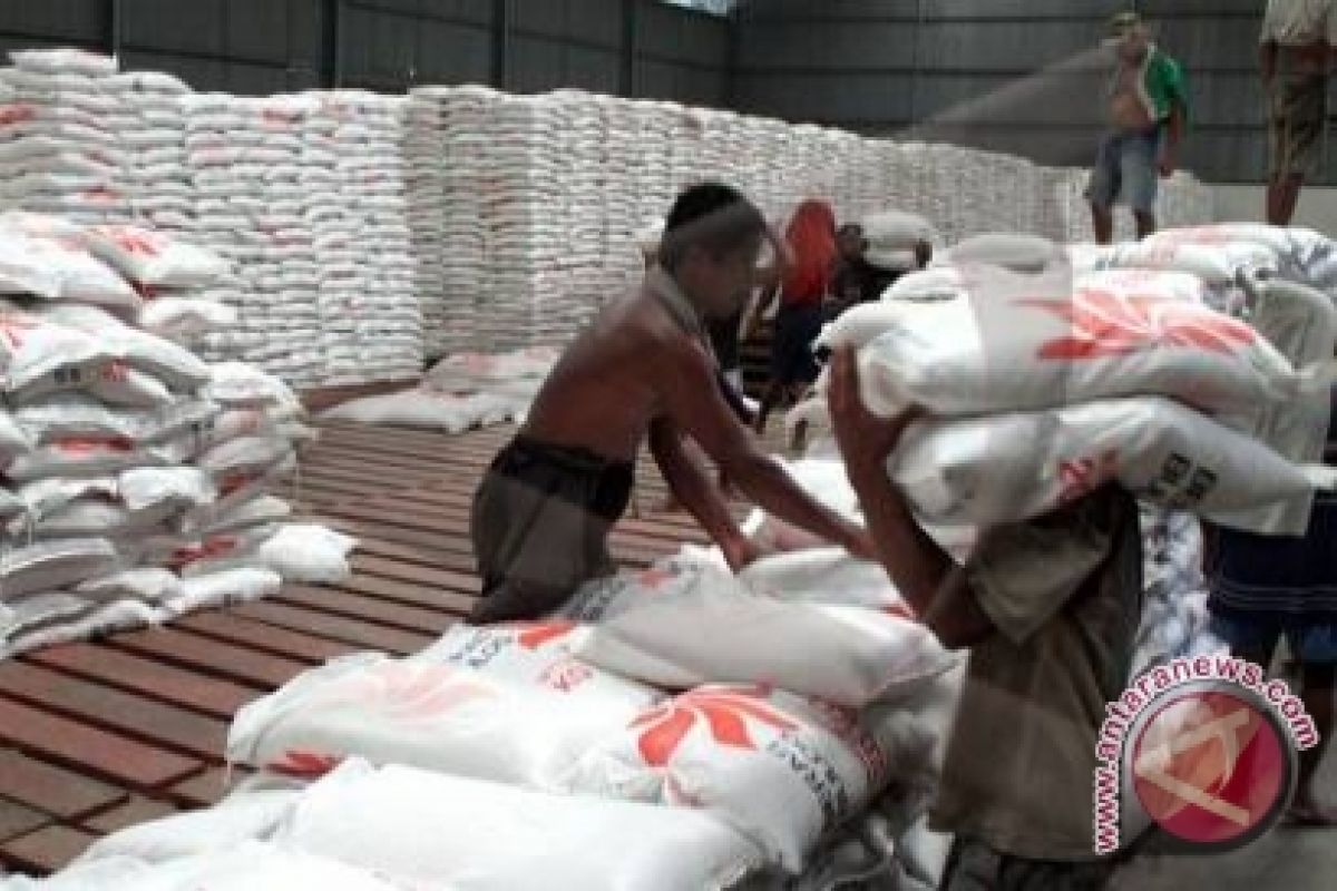 Penyaluran beras miskin terealisasi 80 persen