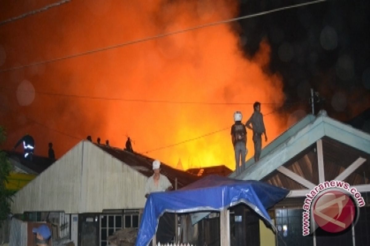 SPN Polda Kaltim Di Balikpapan Terbakar 