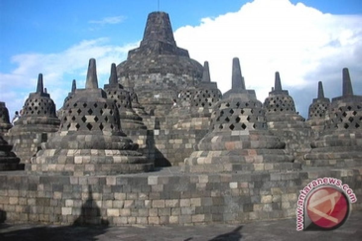 Candi Borobudur situs arkeologis terbesar