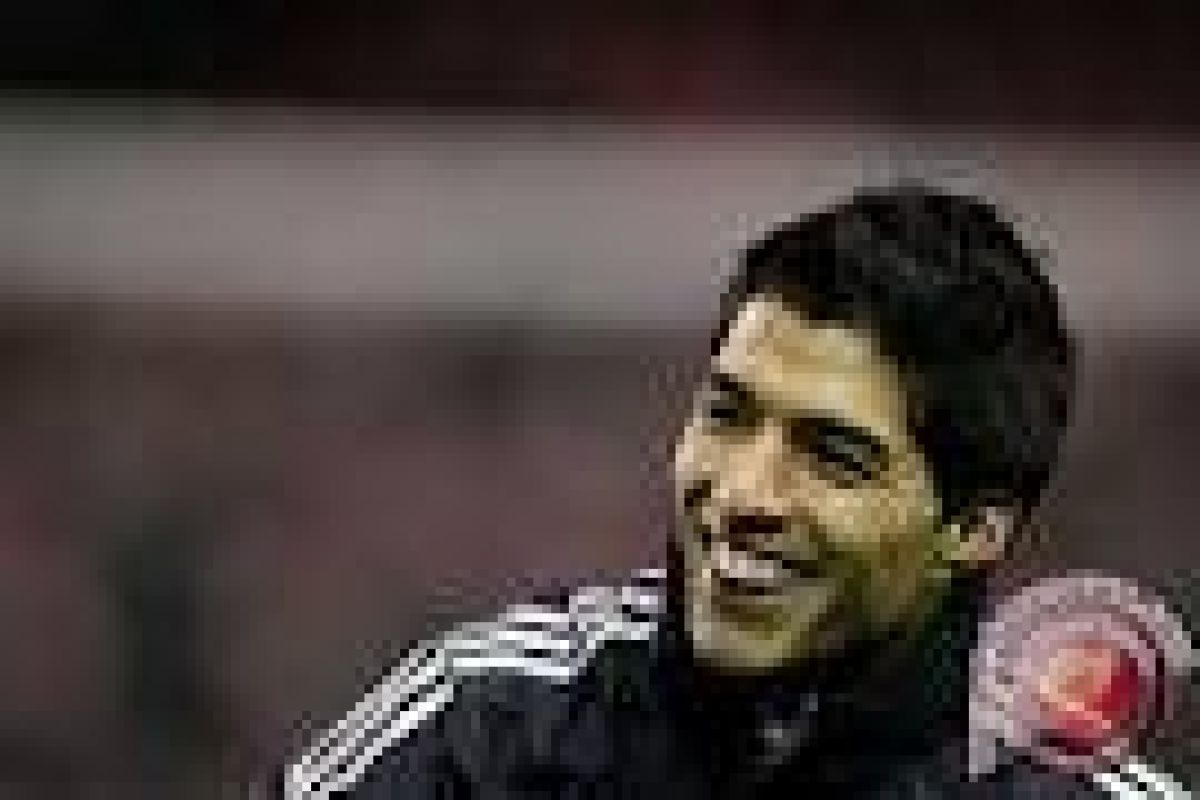 Sepak Bola - Suarez Bawa Barca Kalahkan City