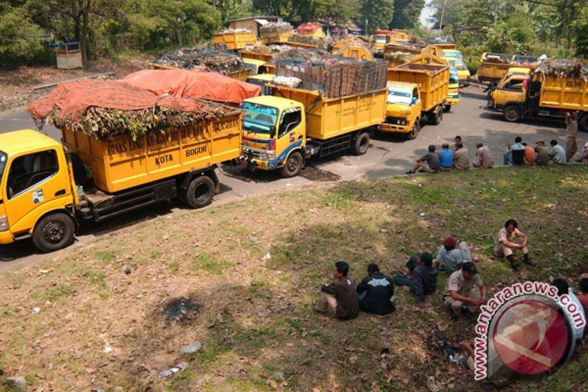 Bekasi tuduh Jakarta langgar operasi truk sampah