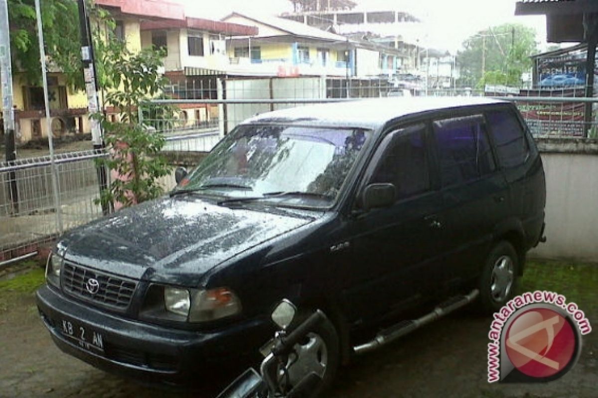 Toyota Turunkan Harga Suku Cadang Kijang Kapsul