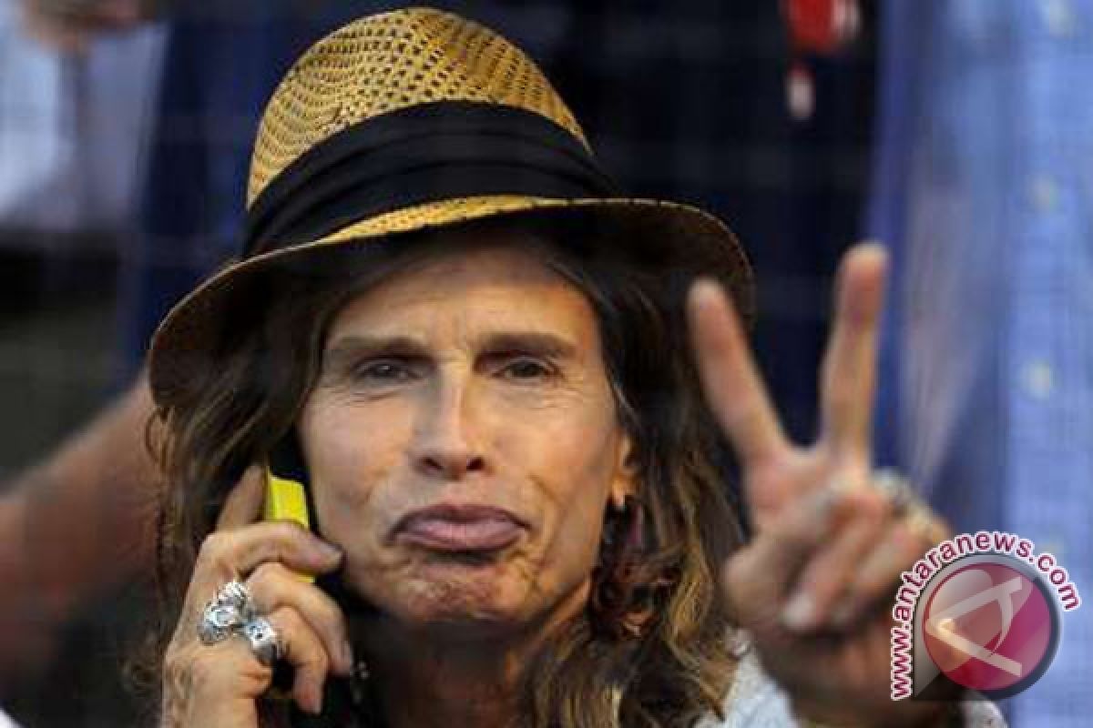 Steven Tyler "Aerosmith" tinggalkan "American Idol"