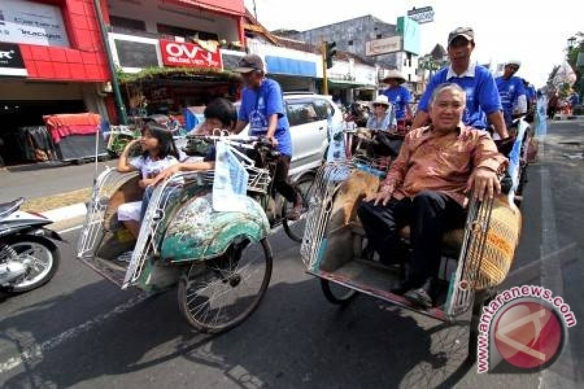 Din Syamsudin: Hormati Perbedaan Awal Puasa