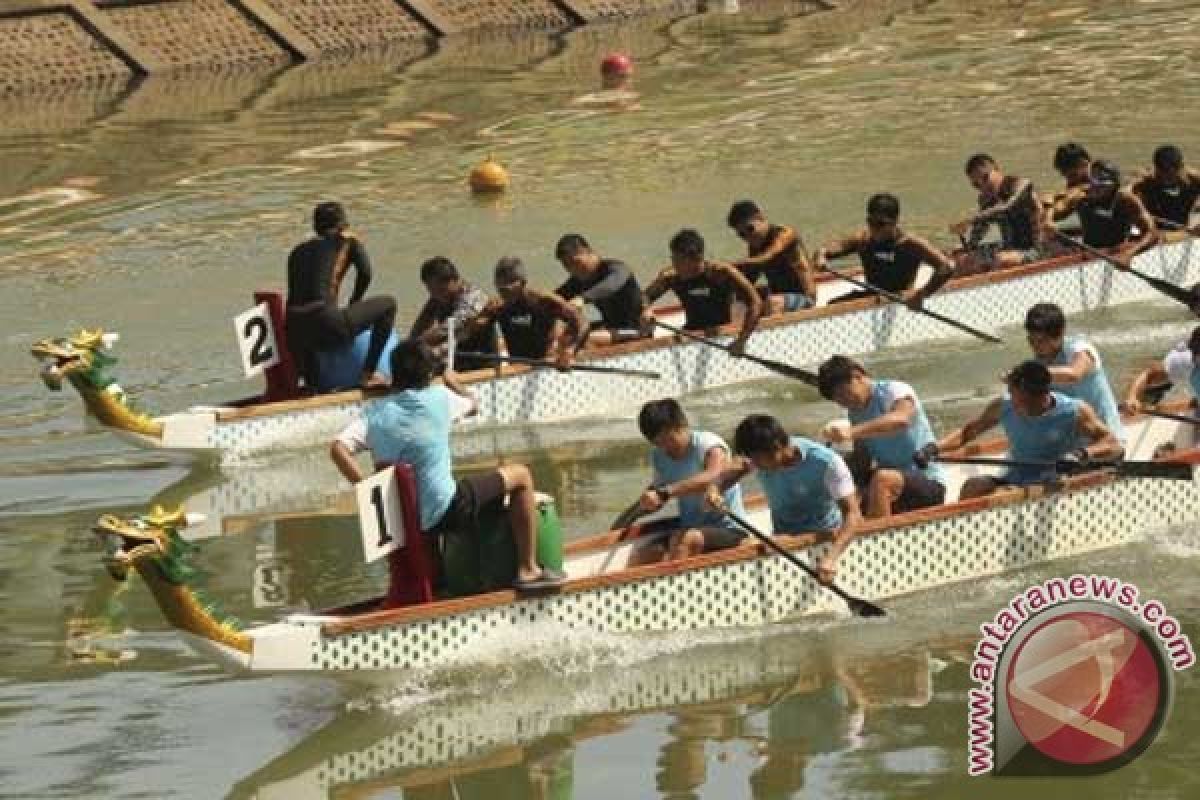Padang kembali gelar lomba perahu naga internasional
