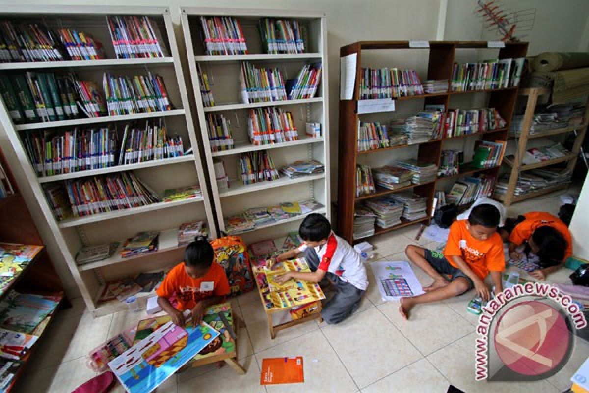 Geliat literasi di Padang Panjang