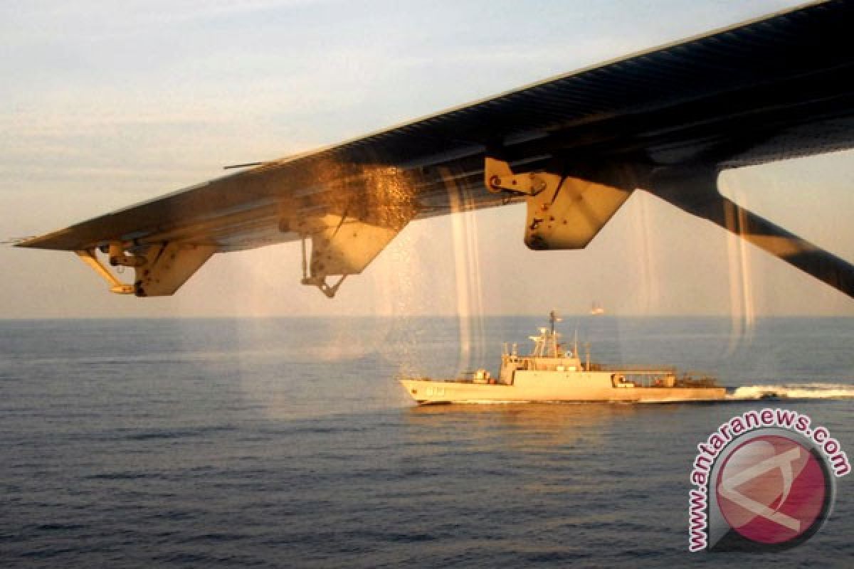 Navy deploys ship to secure president`s visit in Biak