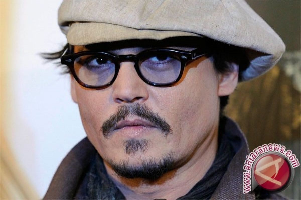  Johnny Depp Akan Bermain Dalam Film Indie