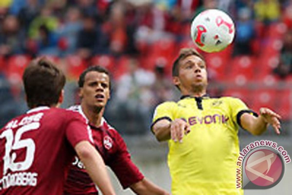 Dortmund susah payah melaju di Piala Jerman