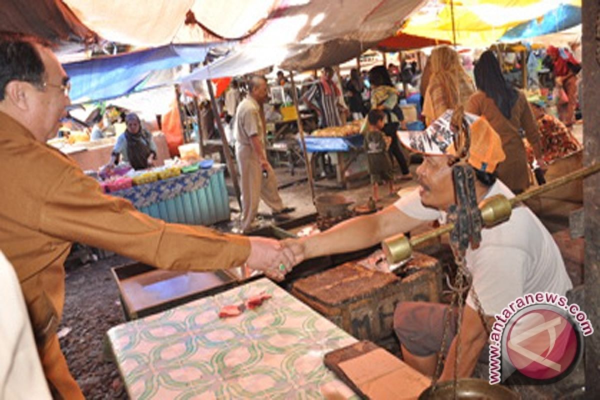 Dinas Perdagangan Gelar Pasar Murah